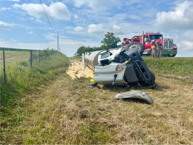 Deputies respond to crashes near State Center, Green Mountain Monday